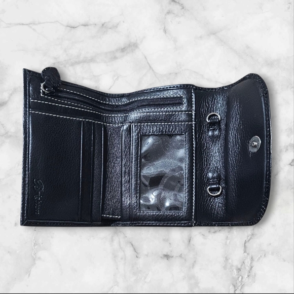 BRIGHTON Black Crossbody Wallet With Detachable Strap - Picture 8 of 12